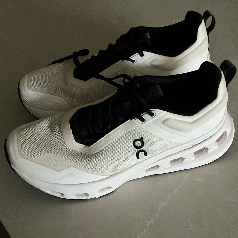 On CloudNova X - Running Shoes